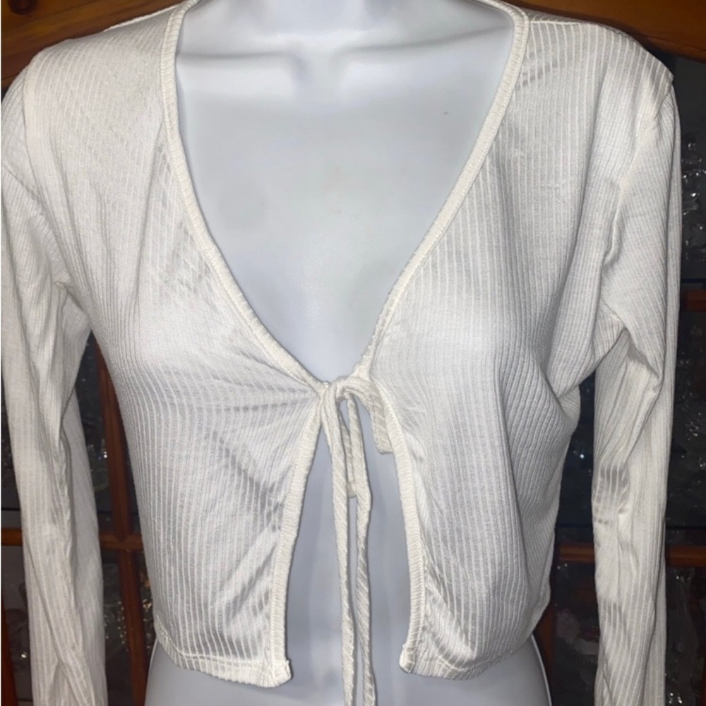 Fashion Nova White Keep Them Tied Up Top NWT size S - Picture 5 of 9